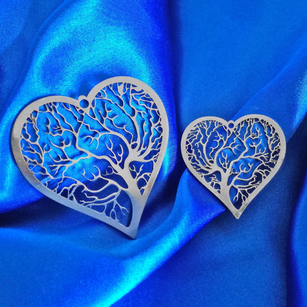Breloque Coeur avec Arbre de Vie Breloque Coeur avec Arbre de Vie